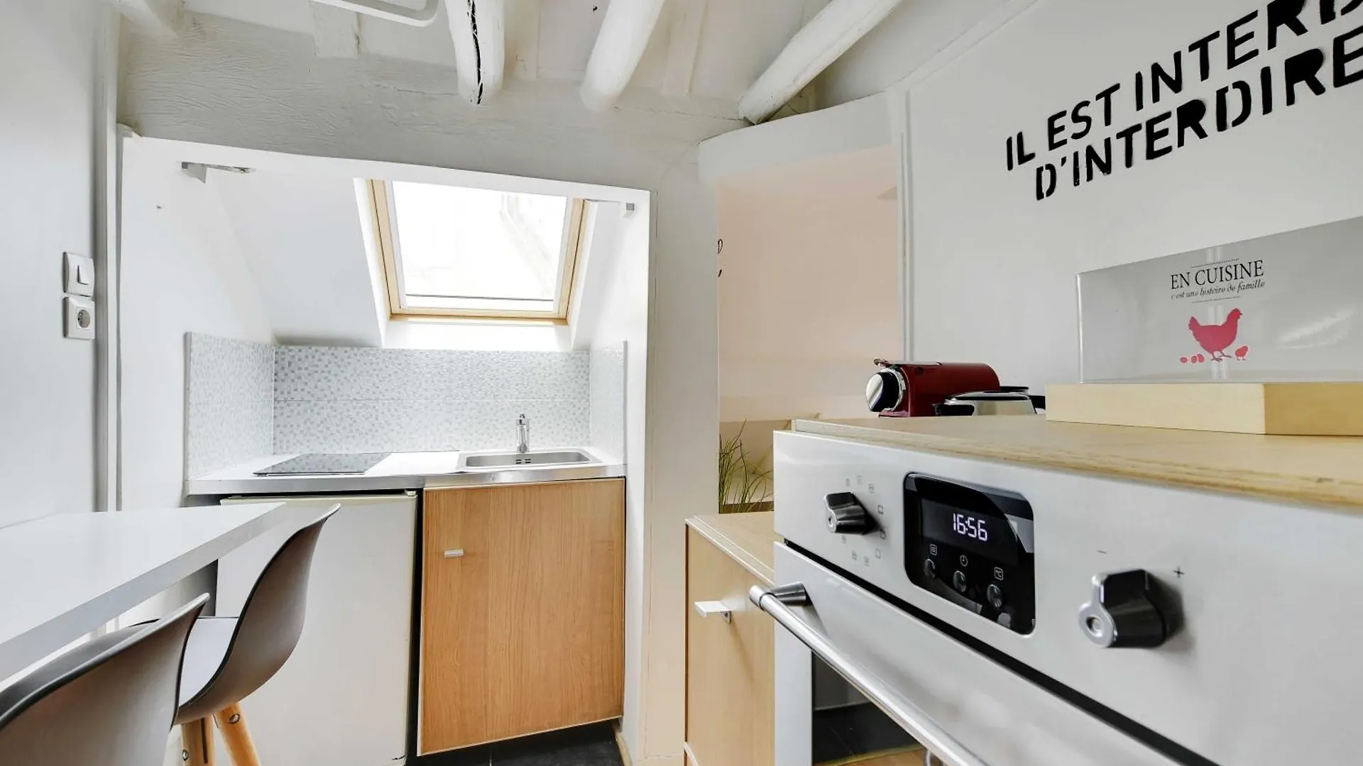 Charming Under Roof Bastille 公寓 *